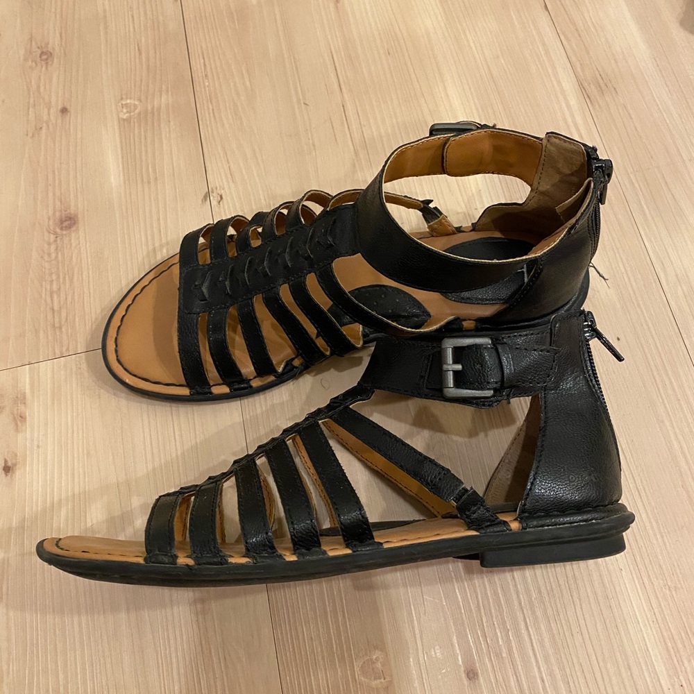 B.O.C. Sandals/Flats - Size 7